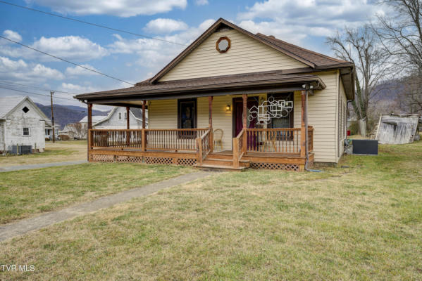213 N WILLOW AVE, ERWIN, TN 37650, photo 4 of 40