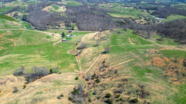 637 LONG HOLLOW RD, NICKELSVILLE, VA 24271, photo 4 of 49